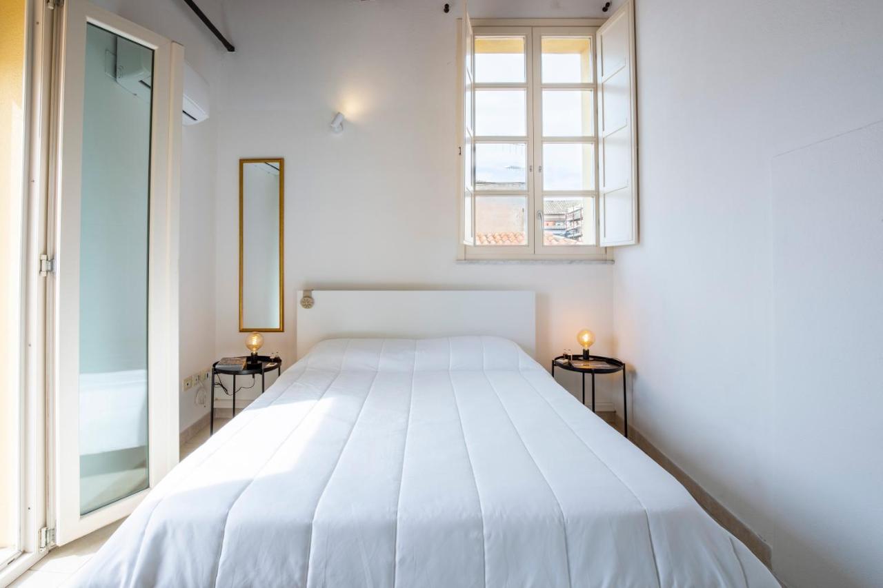 칼리아리 Castello Attic Sunset Terrace 아파트 외부 사진
