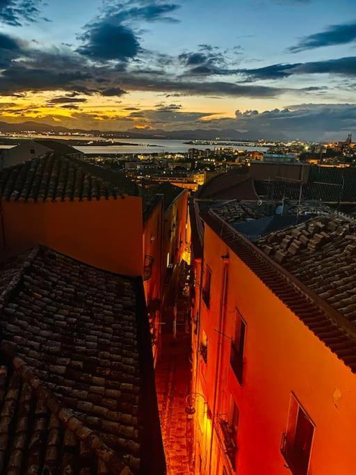 칼리아리 Castello Attic Sunset Terrace 아파트 외부 사진