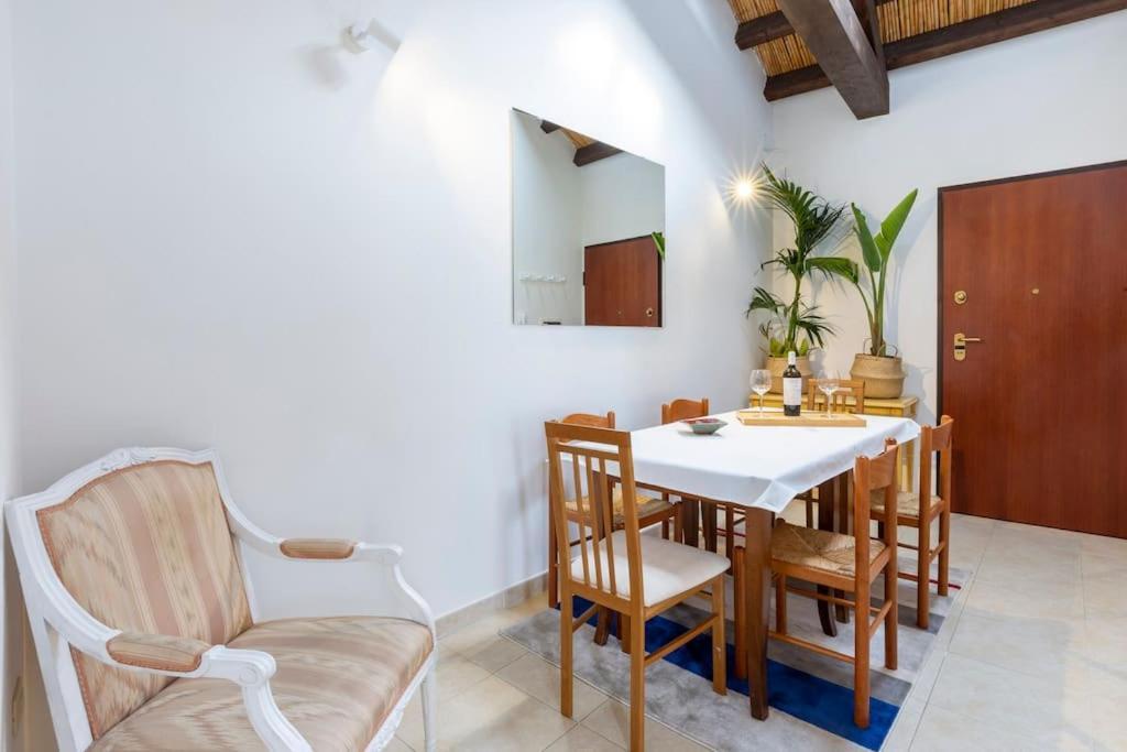 칼리아리 Castello Attic Sunset Terrace 아파트 외부 사진