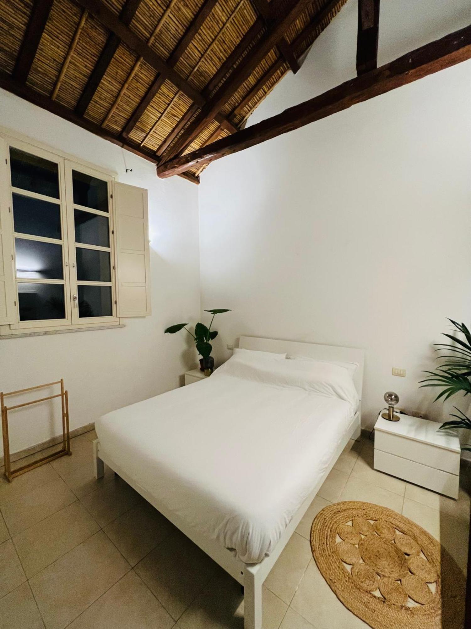 칼리아리 Castello Attic Sunset Terrace 아파트 외부 사진